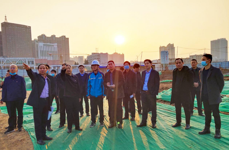 市長尚朝陽調(diào)研火車站北廣場項目